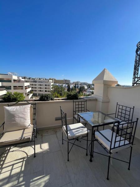 Guadalpin Penthouse - Marbella