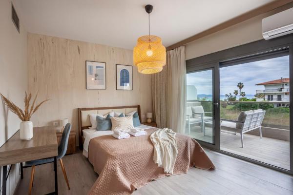 Villa Hanioti Dream Seafront