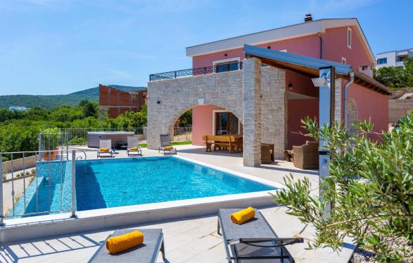A la foto es mostra l'objecte Pet Friendly Home In Vrbnik With Wifi situat a la ciutat de Vrbnik.