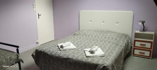 A la foto es mostra l'objecte Appartement indépendant chez l'habitant situat a la ciutat de Trémentines.