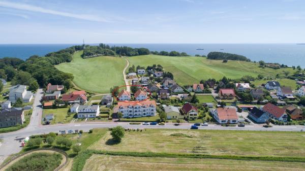 Haus Lotsenberg Apartments Mit 8 Ferienwohnungen - Gager