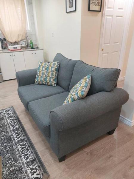 A la foto es mostra l'objecte 2BD Cozy Suite by Durham College situat a la ciutat de Oshawa.