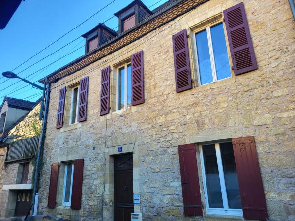 A la foto es mostra l'objecte Gîte de la Marquise, Maison périgourdine en pierre à 2 min à pieds de la cité médiévale de Sarlat situat a la ciutat de Sarlat-la-Canéda.