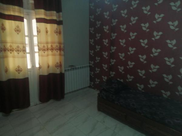 A la foto es mostra l'objecte Guest apartment for a family or for family members situat a la ciutat de Mechta el Hadj Douibi.