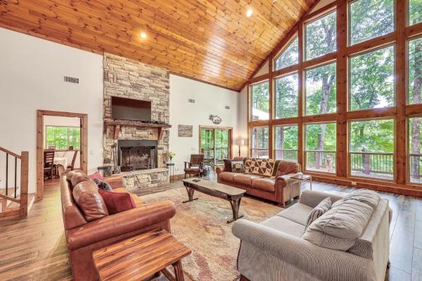 Billede 4: Cabin on 23 Acres with Creek Access in Broken Bow