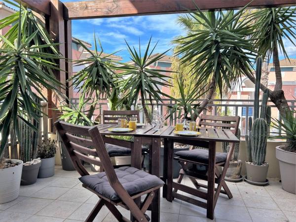 Appartement Duplex 100m Plage, Terrasse, Parking, 4 Couchages - Le Lavandou - Fr-1-251-533 - Bormes-les-Mimosas