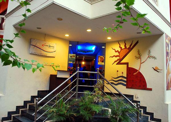Silicon Hearth Service Apartments, Бангалор