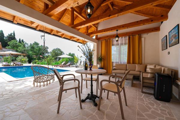 Foto 3: Sunset & Sunrise Villas in Stanisici-Two Villas With Common Pool