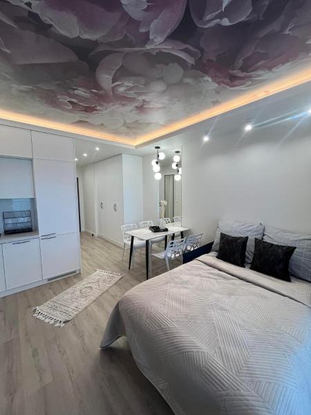 A la foto es mostra l'objecte Apartament pod różą Szajnowicza Iwanowa 27a situat a la ciutat de Kielce.