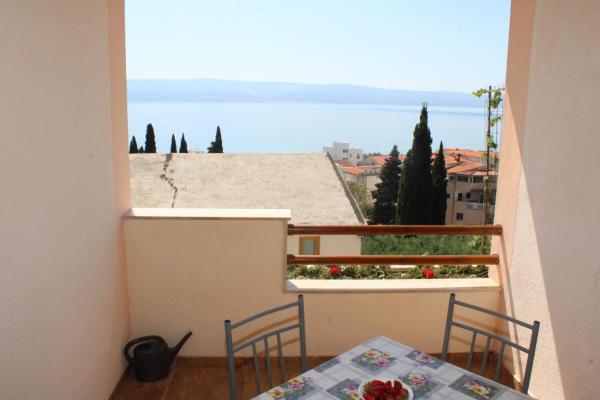 På bilden syns objektet Apartment in Duce with sea view, balcony, air conditioning, W-LAN 5067-2 som ligger i staden Duće.