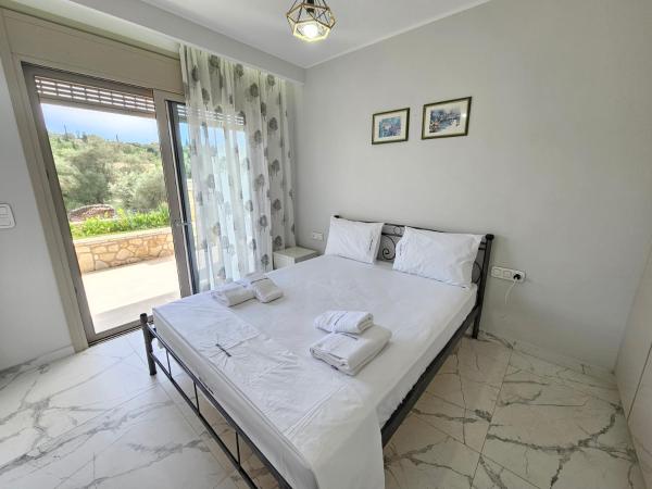 Nella foto è visibile l'oggetto GREY LUXURY HOUSE situato nella città di Ipsos.
