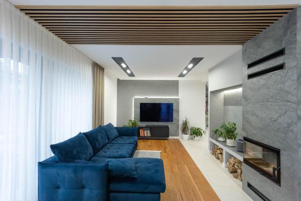 Na zdjęciu widoczny jest obiekt Luksusowy dom z basenem blisko Energylandii, Krakowa i Oświęcimia położony w mieście Bolęcin.