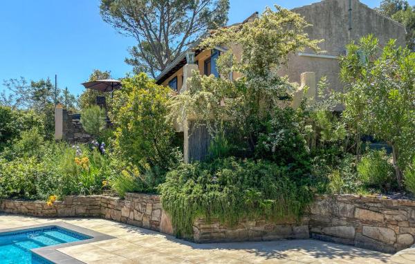 Awesome Home In Prades Sur Vernazobre - Roquebrun