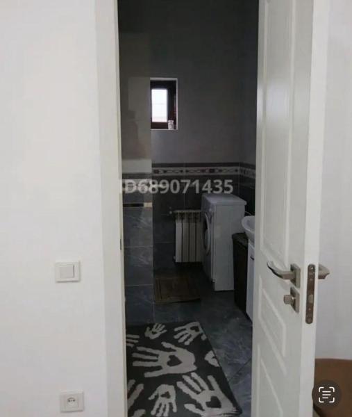 På billedet ses objektet Частный Дом beliggende i byen Pryamoy Put'.