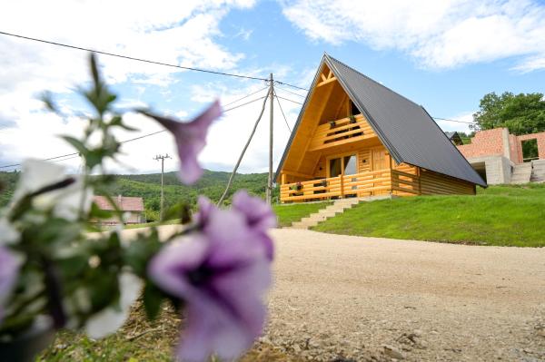 The photo shows the Cottage NIKA located in the city of Jajce.