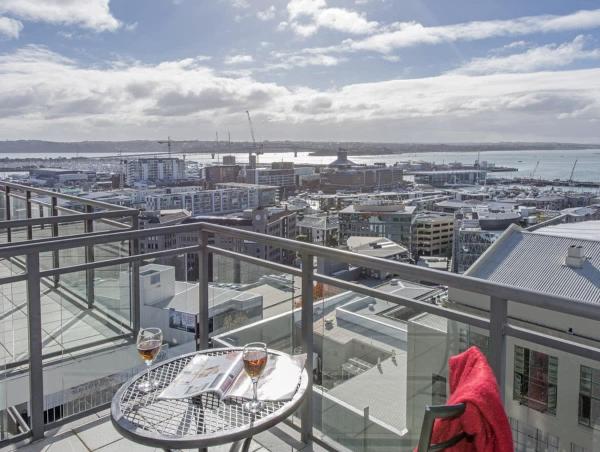 Best Views -Stunning HERITAGE-Pool,Gym, Auckland