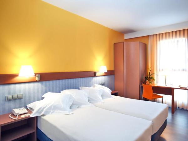 På bildet vises objektet Sercotel Murrieta som ligger i byen Logroño.