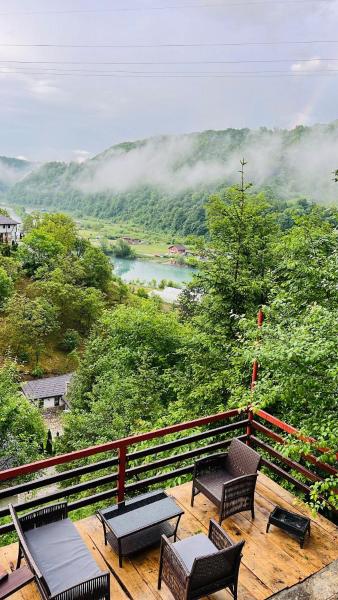 A la foto es mostra l'objecte Small Bosnian House situat a la ciutat de Bihac.