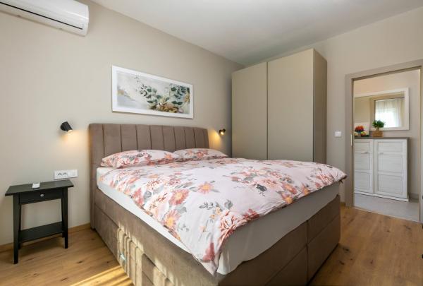 A la foto es mostra l'objecte Apartman Nona Ana situat a la ciutat de Poreč.