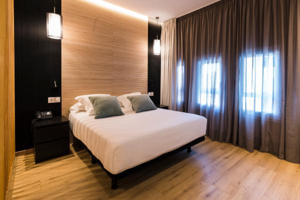 På billedet ses objektet Avenida Lofts beliggende i byen La Coruña.