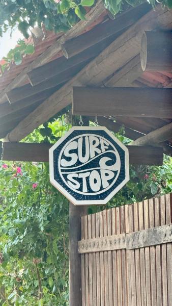 På billedet ses objektet Surf Stop Hostel Serra Grande beliggende i byen Uruçuca.