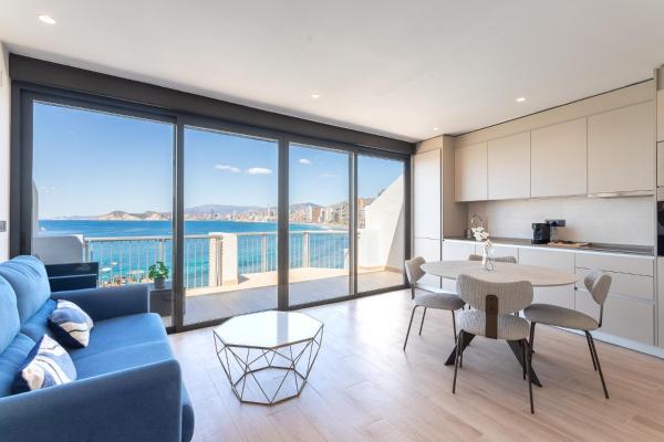 A la foto es mostra l'objecte ARENAL SUITES BENIDORM situat a la ciutat de Benidorm.