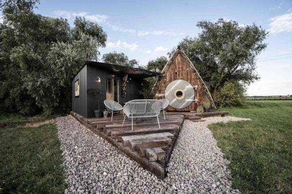 A la foto es mostra l'objecte Unique glamping experience near Ely & Cambridge situat a la ciutat de Ely.
