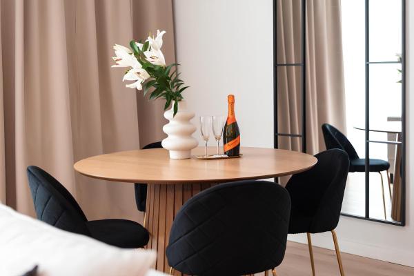 Zdjęcie 1: Flatbook - City Center Apartments Granaria I