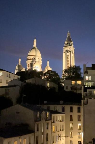 Billede 9: GuestReady - Paris Charm with Montmartre View