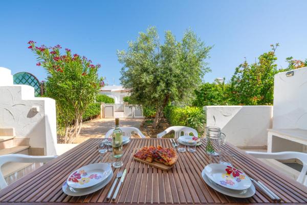 A la foto es mostra l'objecte Villa Marina - con patio privato vicino al mare situat a la ciutat de Ostuni.