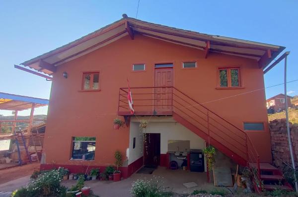 På billedet ses objektet Kapaq Country House beliggende i byen Cusco.