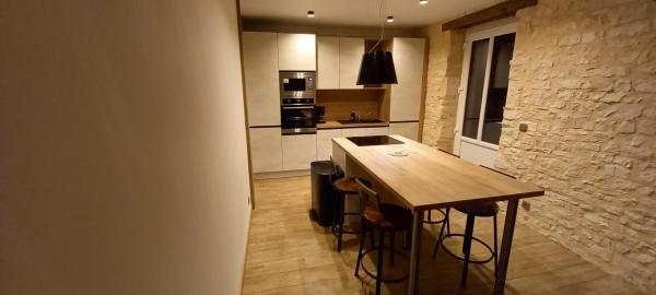 A la foto es mostra l'objecte Maison de ville situat a la ciutat de Châteauroux.