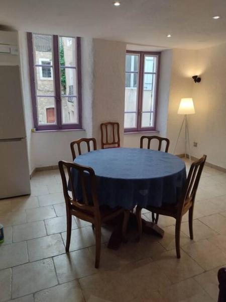 A la foto es mostra l'objecte Charmante maison de village cessenon sur Orb situat a la ciutat de Cazedarnes.