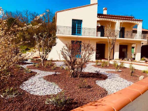 A la foto es mostra l'objecte La Belle Vue situat a la ciutat de Eus.