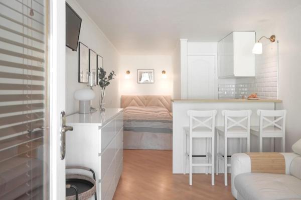 A la foto es mostra l'objecte NEW cozy apartment in the forest situat a la ciutat de Nida.