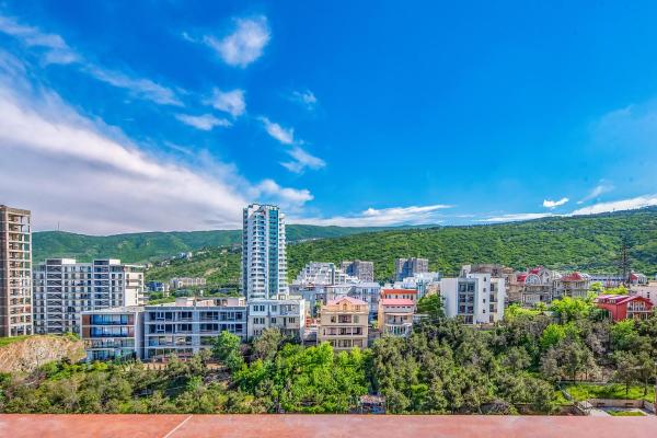 HB apartments University I, Tiflis