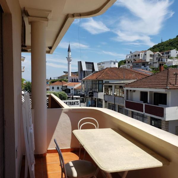 På billedet ses objektet City Center Two-Bedroom Apartment beliggende i byen Ulcinj.