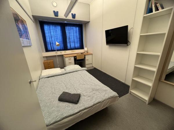 Office House Services 207, Helsinki