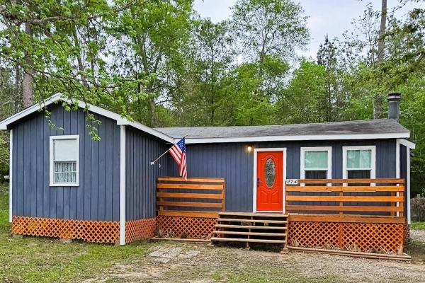 A la foto es mostra l'objecte Lucky Cottage situat a la ciutat de Livingston.