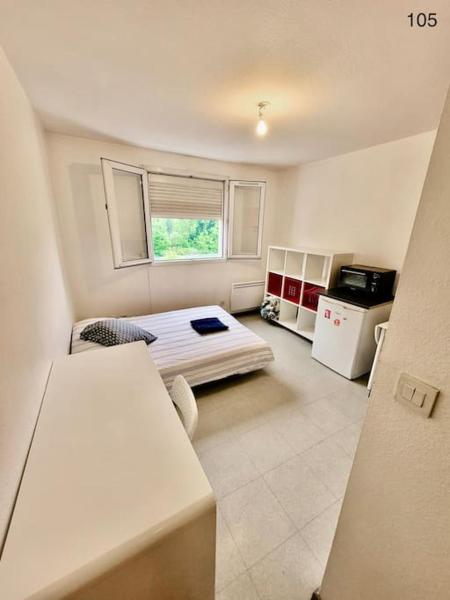Nella foto è visibile l'oggetto Studio 105 - Calme & Tout Equipé avec Parking Gratuit situato nella città di Grenoble.