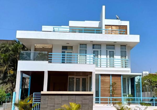 Auf dem Foto ist das Objekt Elevate Luxurious 5 BHK Villa with Private Pool In Lonavala in der Stadt Lonavla zu sehen.