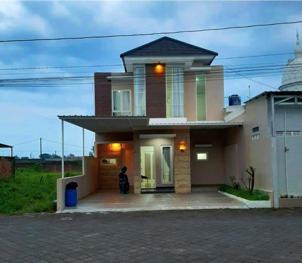 A la foto es mostra l'objecte KIRANA GARDEN HOMESTAY SYARIAH situat a la ciutat de Bantul.