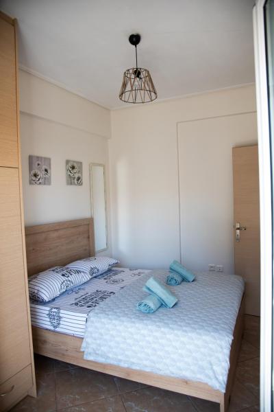Na zdjęciu widoczny jest obiekt Modern apartment at Nea Artaki 2 położony w mieście Nea Artaki.
