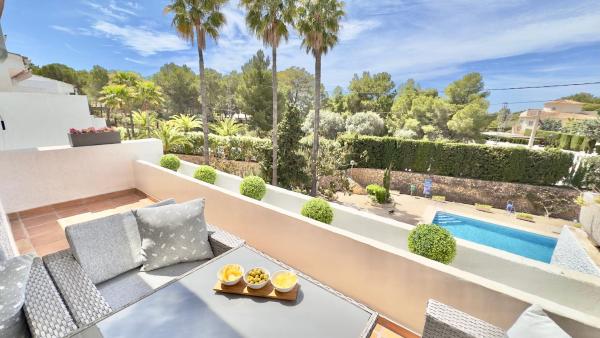 Auf dem Foto ist das Objekt Atico Altea fully equiped,piscina y gratis parking in der Stadt Altea zu sehen.
