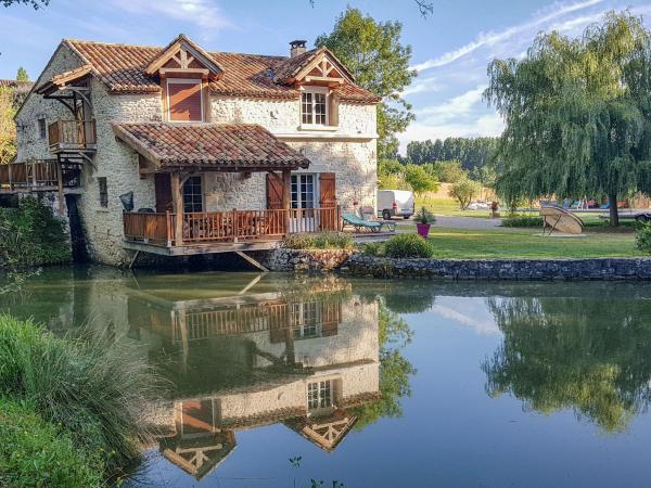 Na foto é possível ver o objeto Holiday Home Moulin de Rabine by Interhome localizado na cidade de Saint-Eutrope-de-Born.