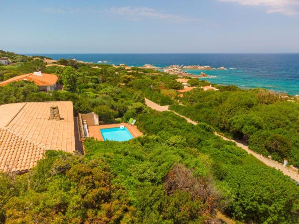 På billedet ses objektet Holiday Home Maximilian by Interhome beliggende i byen Aglientu.