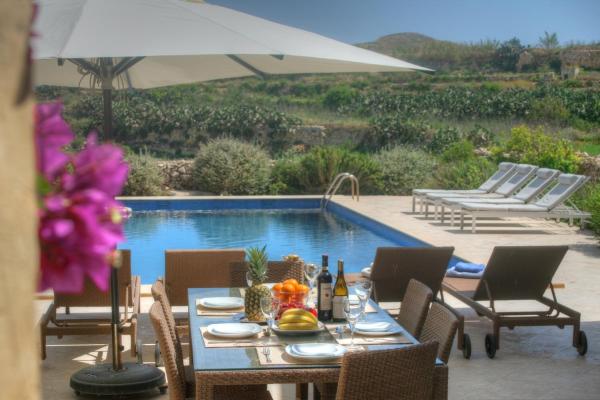 På bildet vises objektet Dar il-Wied Farmhouse som ligger i byen Għarb.