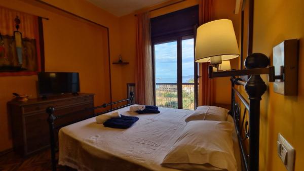 Na fotografii je vidět objekt Vacanze Bellavista Tropea nacházející se ve městě Tropea.