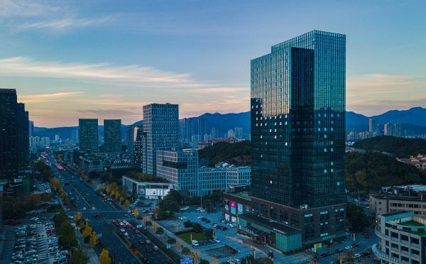 En la foto se muestra el objeto Tonglu World Trade SSAW Boutique Hotel ubicado en la ciudad de Shanyinling.