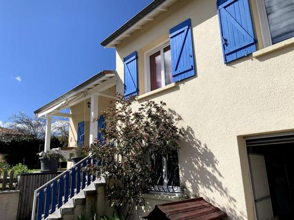 A la foto es mostra l'objecte Maison 6 personnes Billom situat a la ciutat de Moissat.